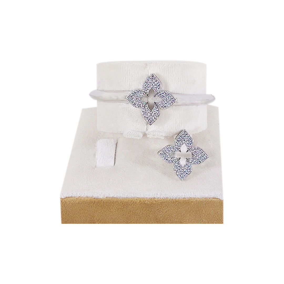 Four Leaf Golden Simple And Elegant Bracelet And Ring Set