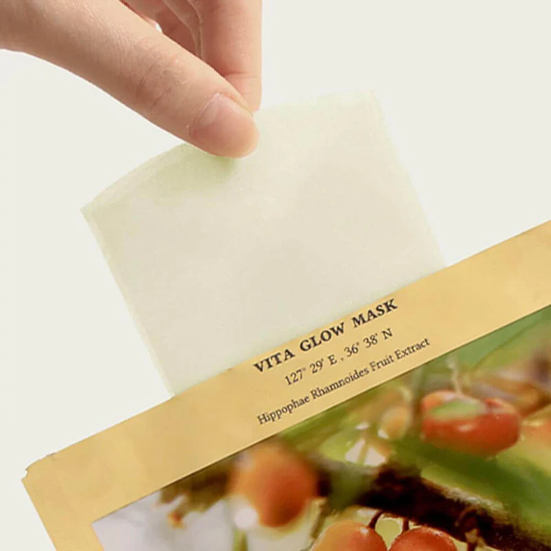 Dr.Althea Vita Glow Mask available on qasr jamal store