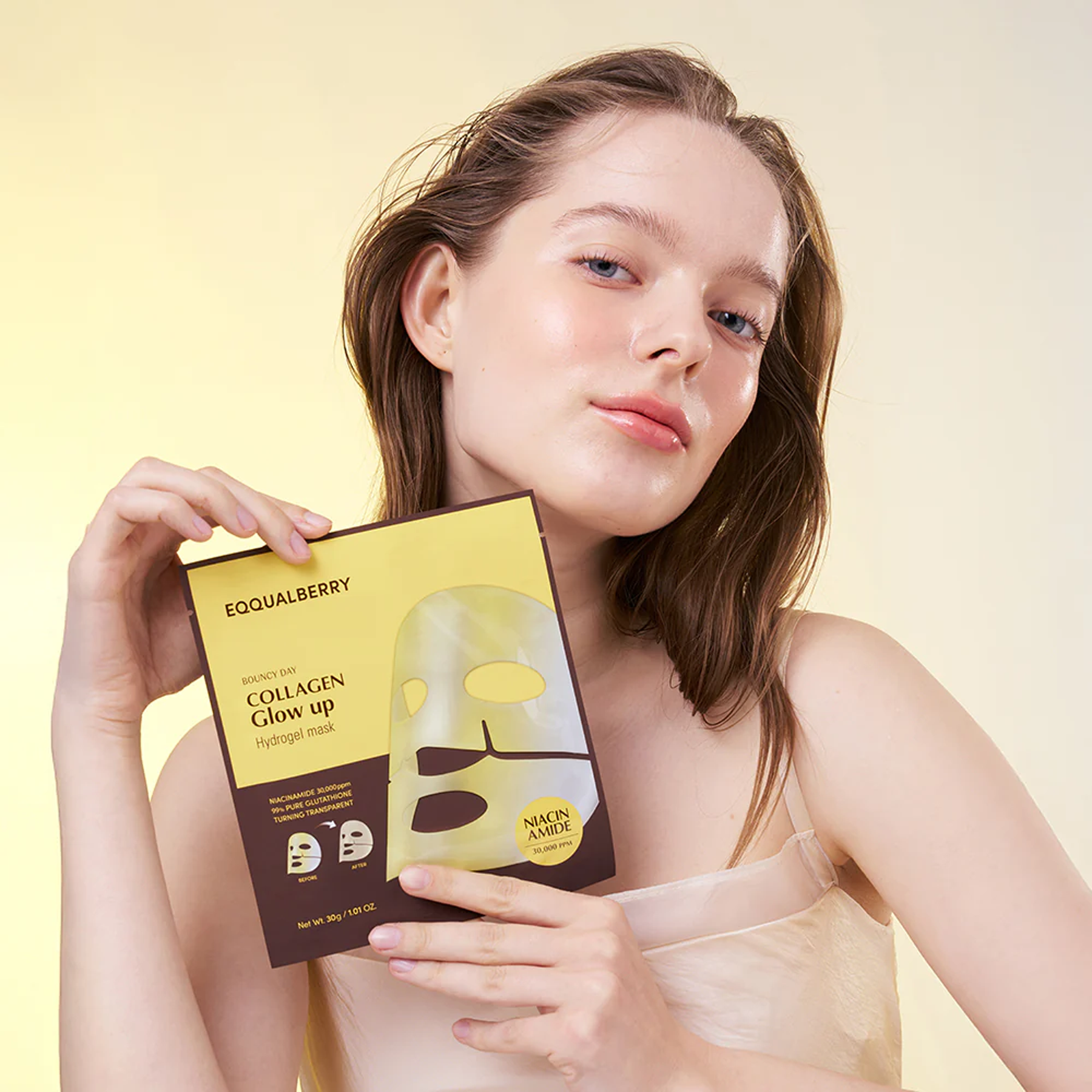 EQQUALBERRY Collagen Glow Up Hydrogel Mask available on Qasr Jamal Store