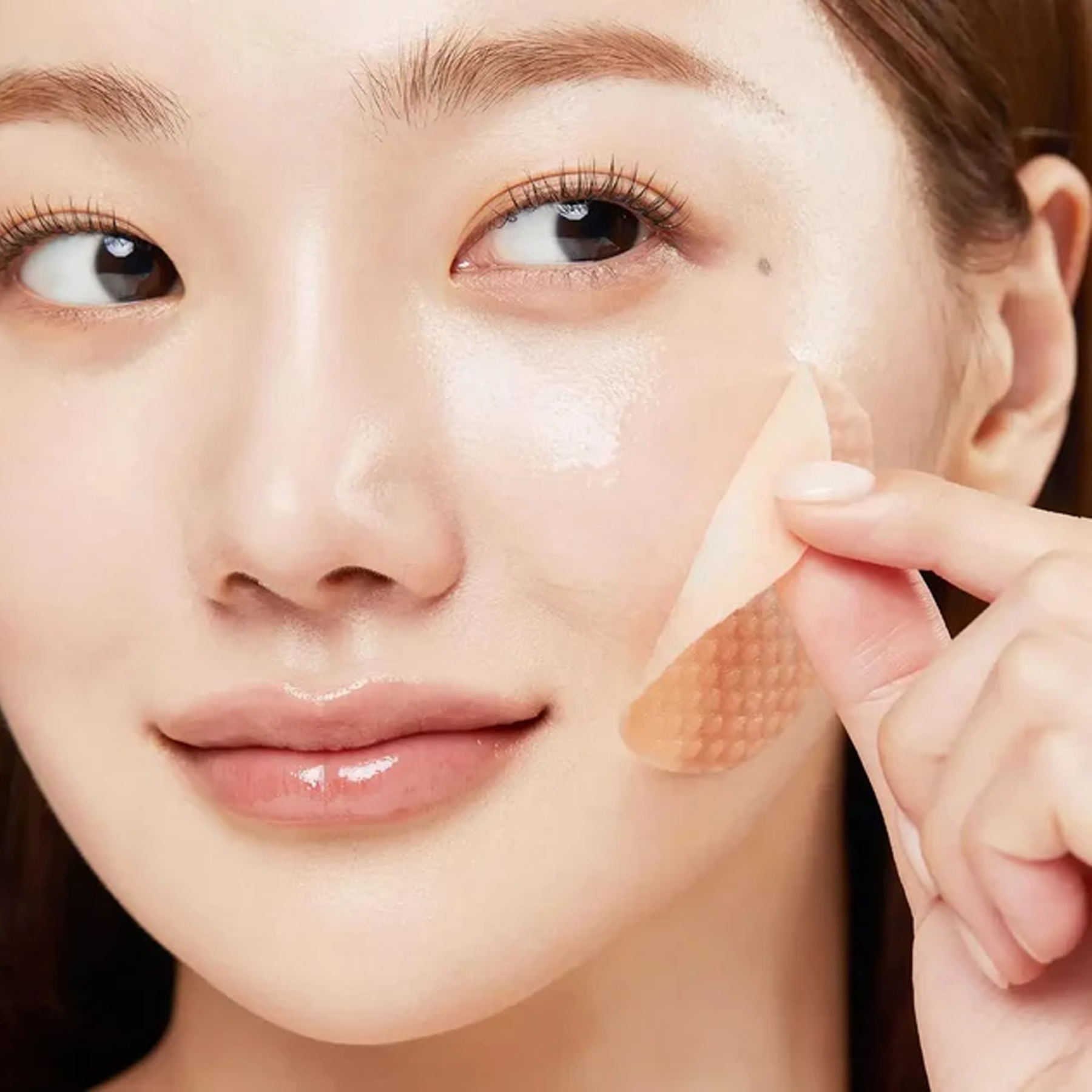 How to use a Medicube Red Succinic Acid Peeling Pad