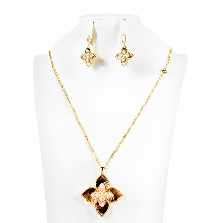 Four Leaf Golden Simple And Elegant Necklace And Earrings Set