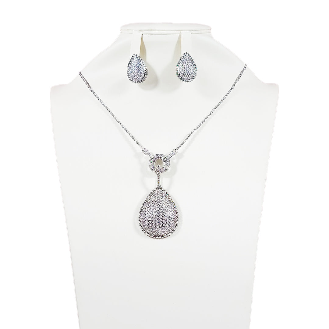 Elegant Looking Teardrop Shaped Necklace and Earring Set
