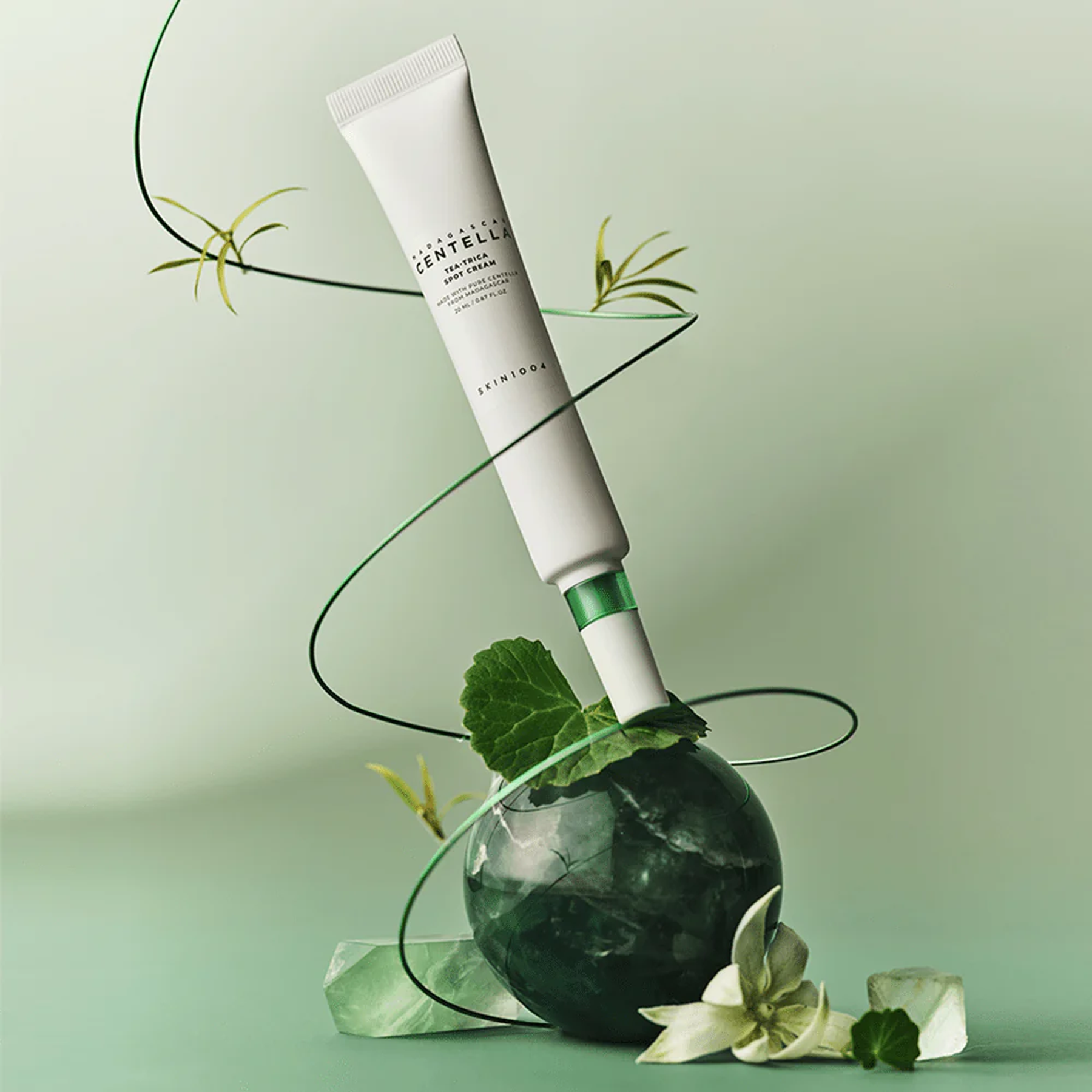 The ey Benefts of SKIN1004 Madagascar Centella Tea Trica Spot Cream