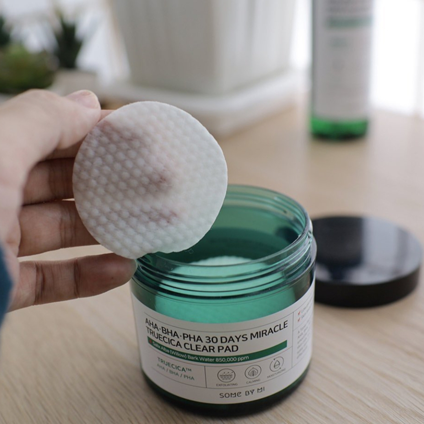 Some By Mi 30 Days Miracle Truecica Clear Pad (70 pads) - easy to use 
