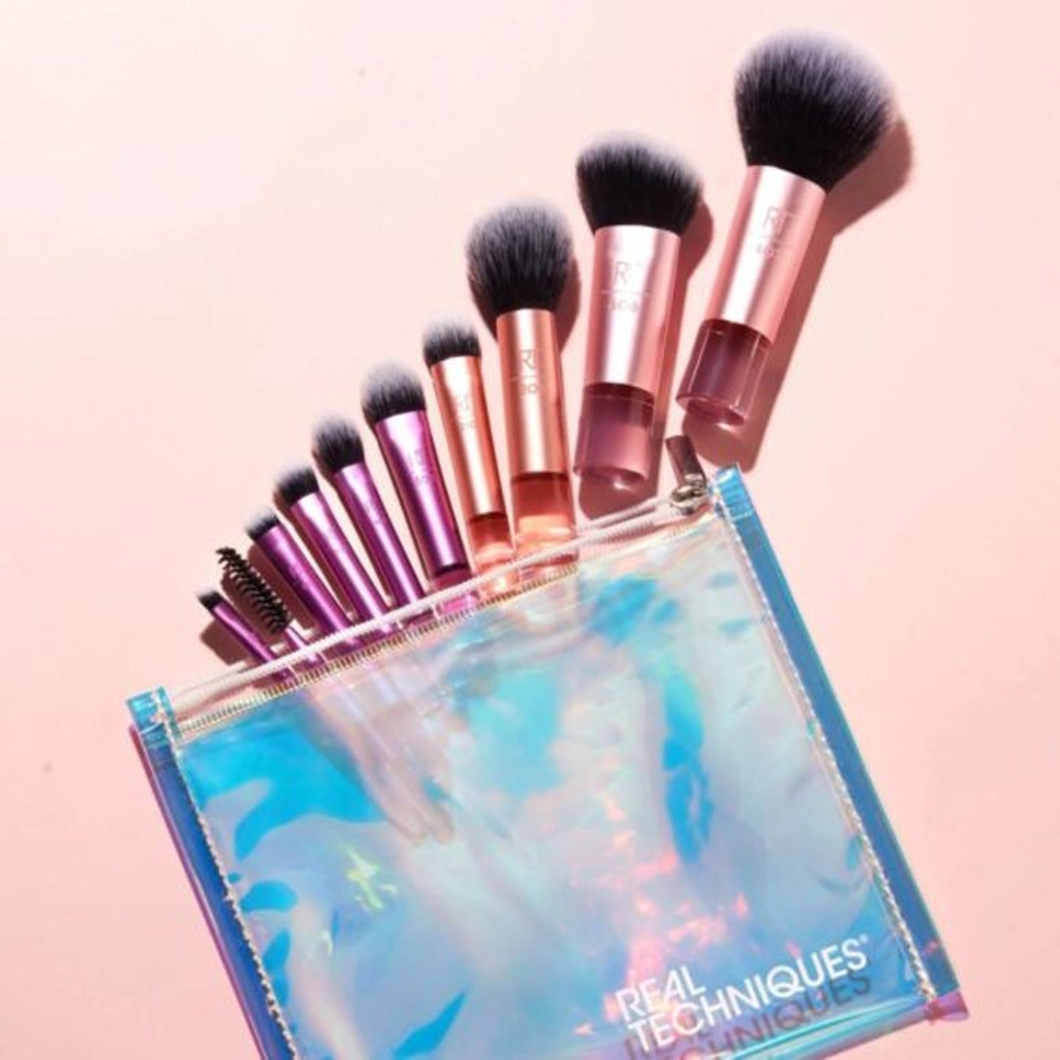 Real Techniques Travel Fantasy Mini Brush Kit 10- in- 1