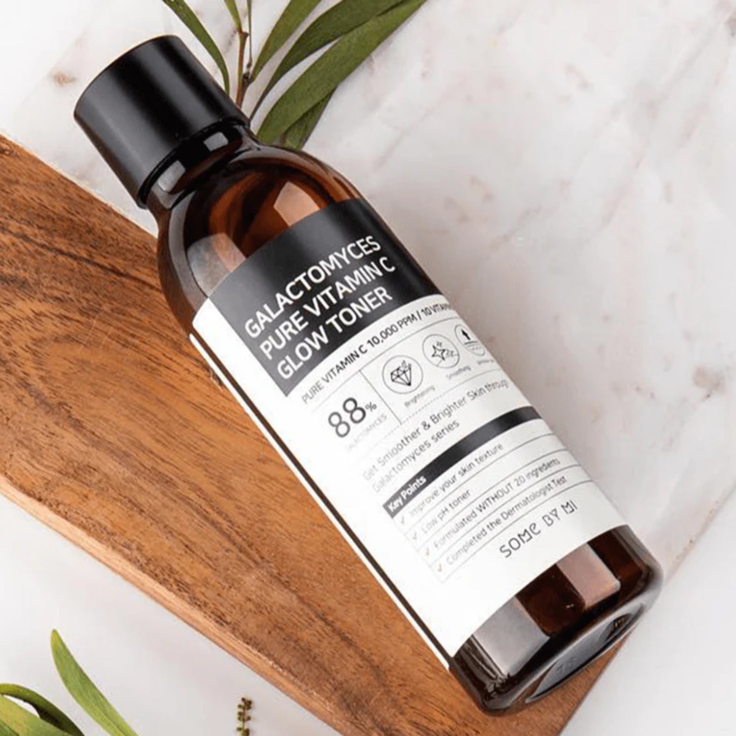Some By Mi  Galactomyces Pure Vitamin C Glow Toner - Key Benefits